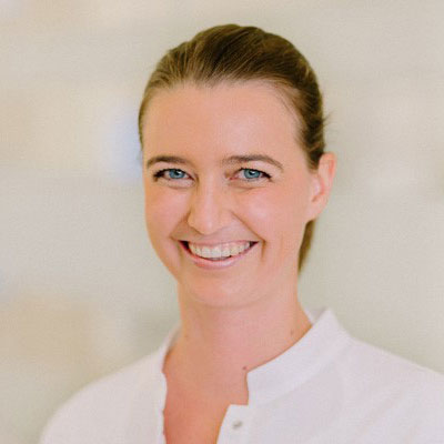 Dr. Kathrin Neugschwandtner, Fachzahnärztin für Kieferorthopädie